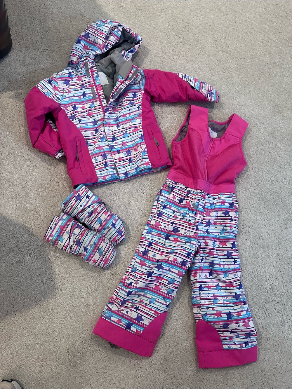 Girls' Spyder Small to Tall Pink Star Print Ski Jacket & Bib Snow Pant Set - 4